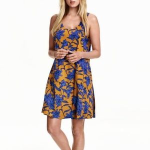Blue and Gold H&M Swing Dress sz 8